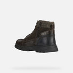 Load image into Gallery viewer, Rear left view of brown leather ankle winter boot. Has a zipper.
